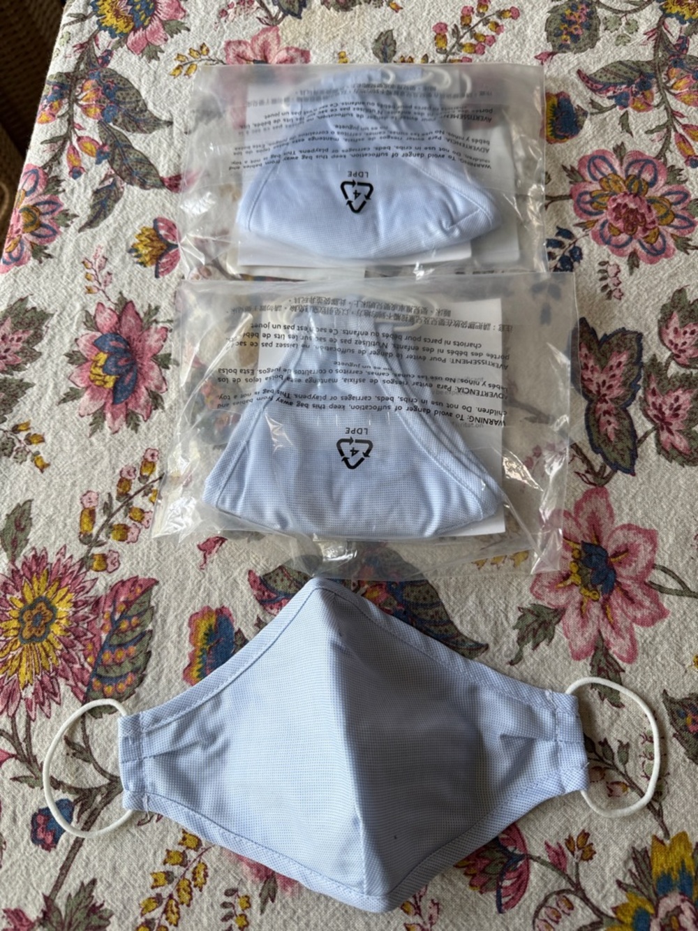 Lot of 2 NWT Madewell fabric Face Masks 3 Pack